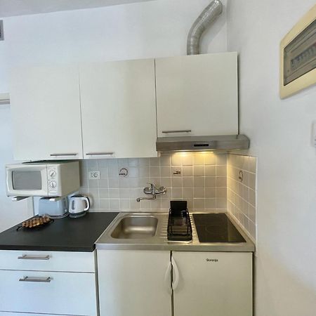 Viler Apartments Izola Buitenkant foto