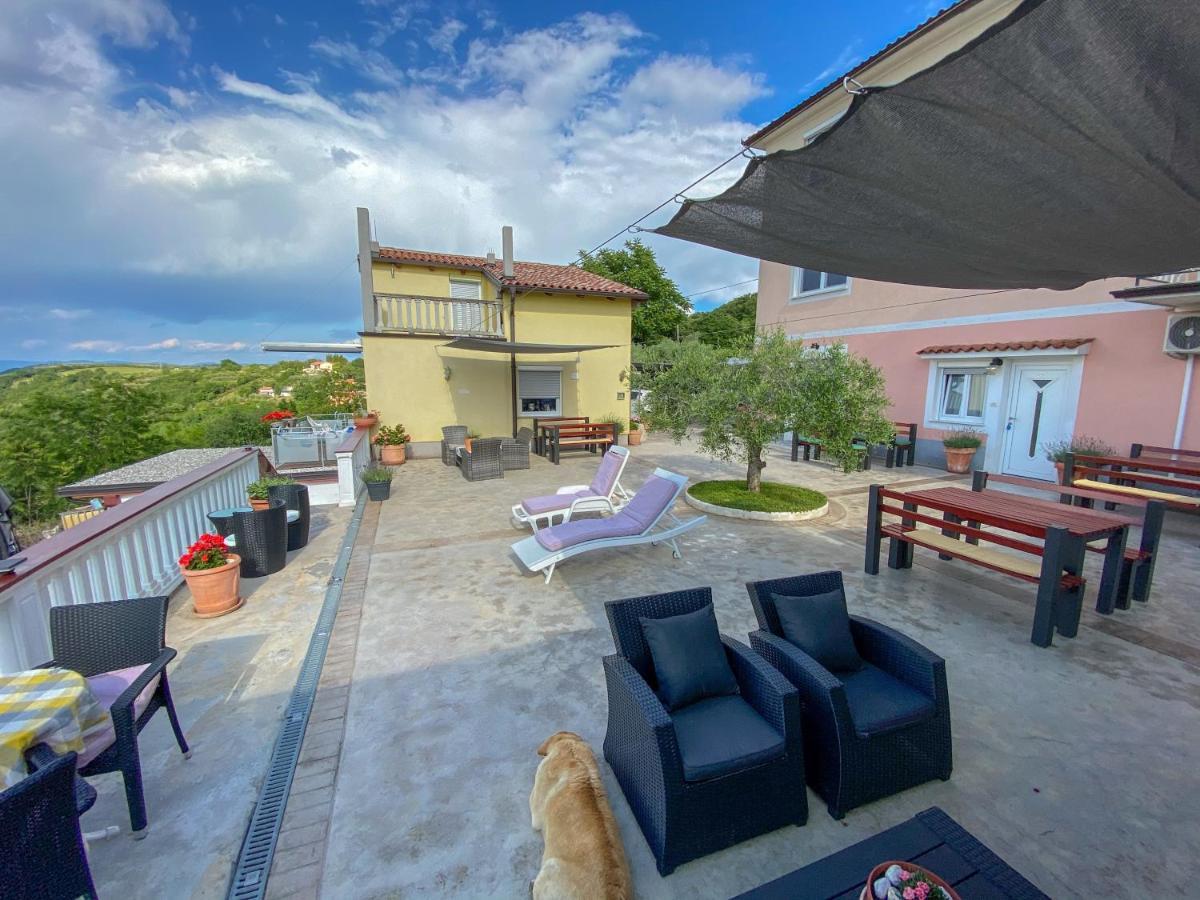 Viler Apartments Izola Buitenkant foto