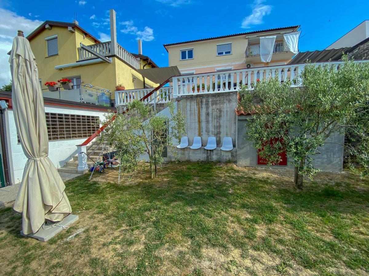 Viler Apartments Izola Buitenkant foto
