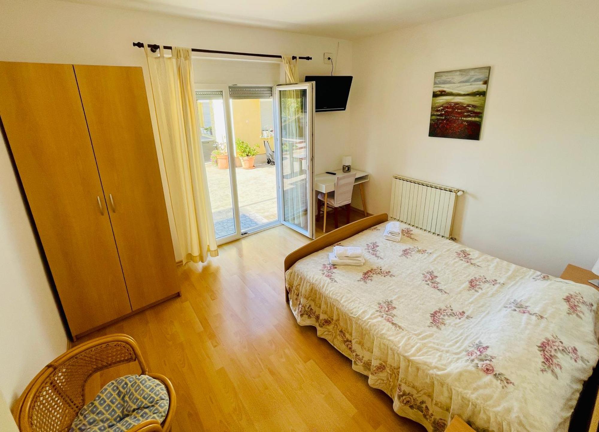 Viler Apartments Izola Buitenkant foto